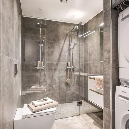 Lejlighed Modern 2br Balcony - Near Cruise Terminal